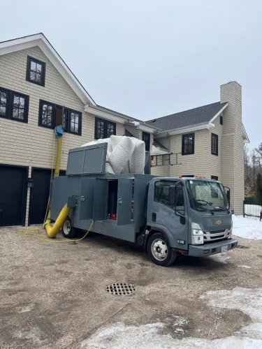 air-duct-cleaning-Southampton-NY-5-2-26-001