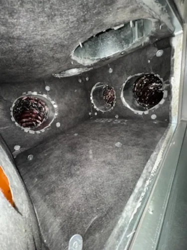 air-duct-cleaning-Southampton-NY-5-2-26-0013