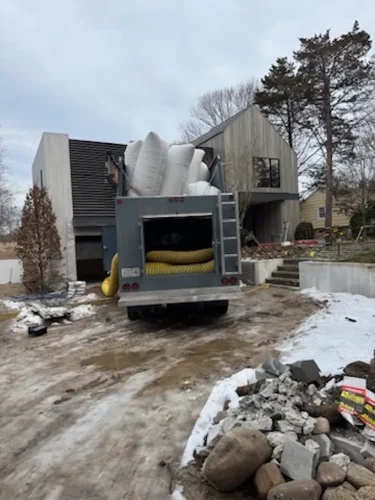 air-duct-cleaning-Southampton-NY-5-2-26-0016